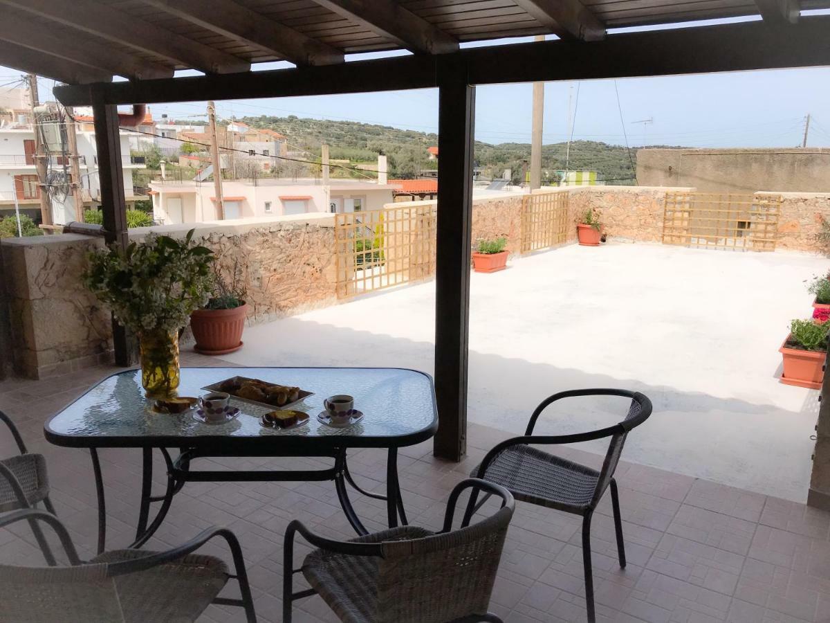 Antonia'S Home Alfa Village Exterior photo
